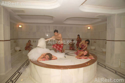 Cesars Resort Hotel 39